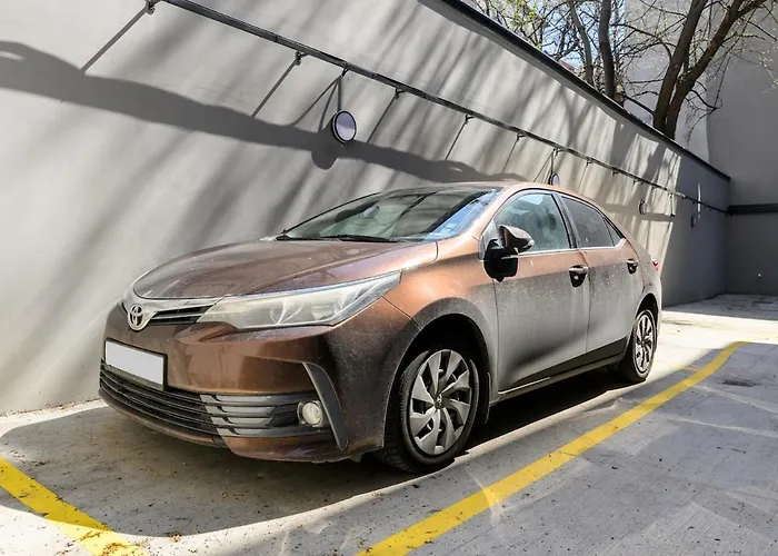 One Br Free Parking Center *